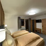 Alpenresort Panorama Apartman Oberperfuss